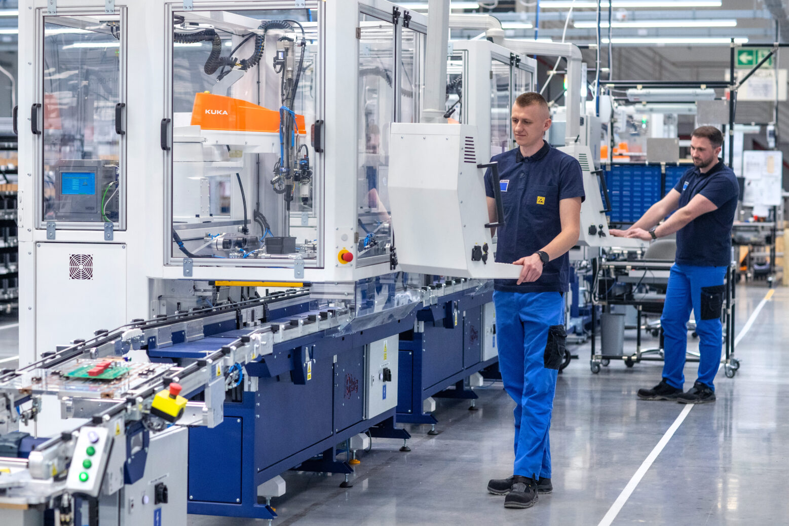 [BusinessInsider] Stawianie na Polskę i maszyny na kołach. Tak wielka firma radzi sobie w niepewnych czasach